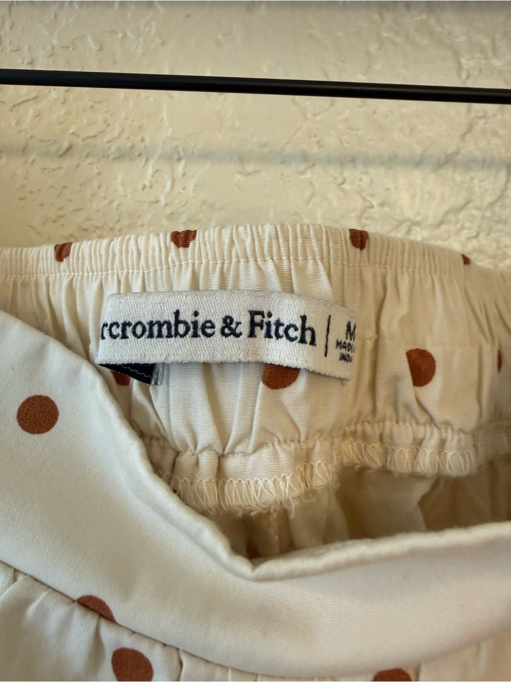 🧡Abercrombie & Fitch🧡 Cream Midi Skirt with Brown Polka Dots. Size M - Picture 4 of 4